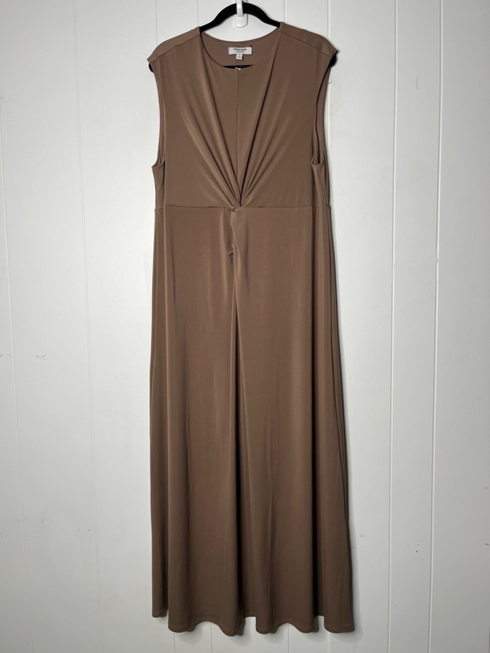 Old Navy The Occasion Sleeveless Twist-Front Maxi Dress in Brown Size XL Stretch
